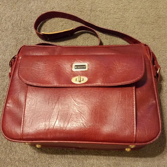 Samsonite Travel Bag - Picture 1 of 8